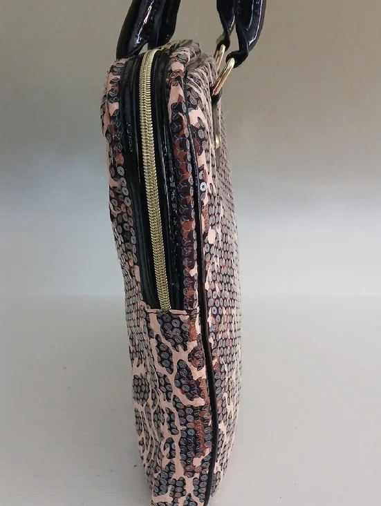 Betsey Johnson Sequin Leopard Print Laptop Bag - Picture 4 of 6